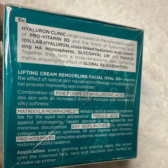 Eveline Hyaluron Clinic B5 Lifting Cream - Picture 2 of 3